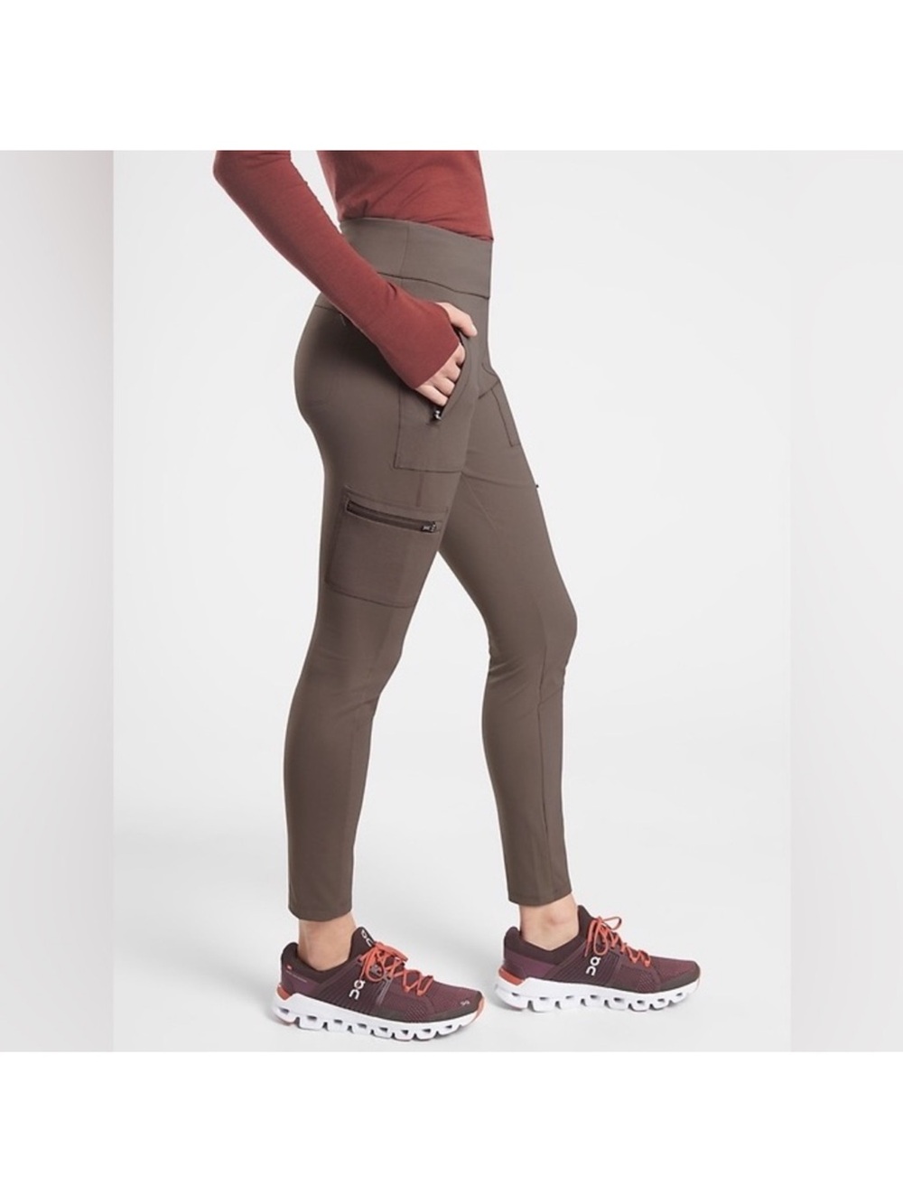 Athleta Headlands Hybrid Cargo Pants / Leggings Shale Brown Size 16